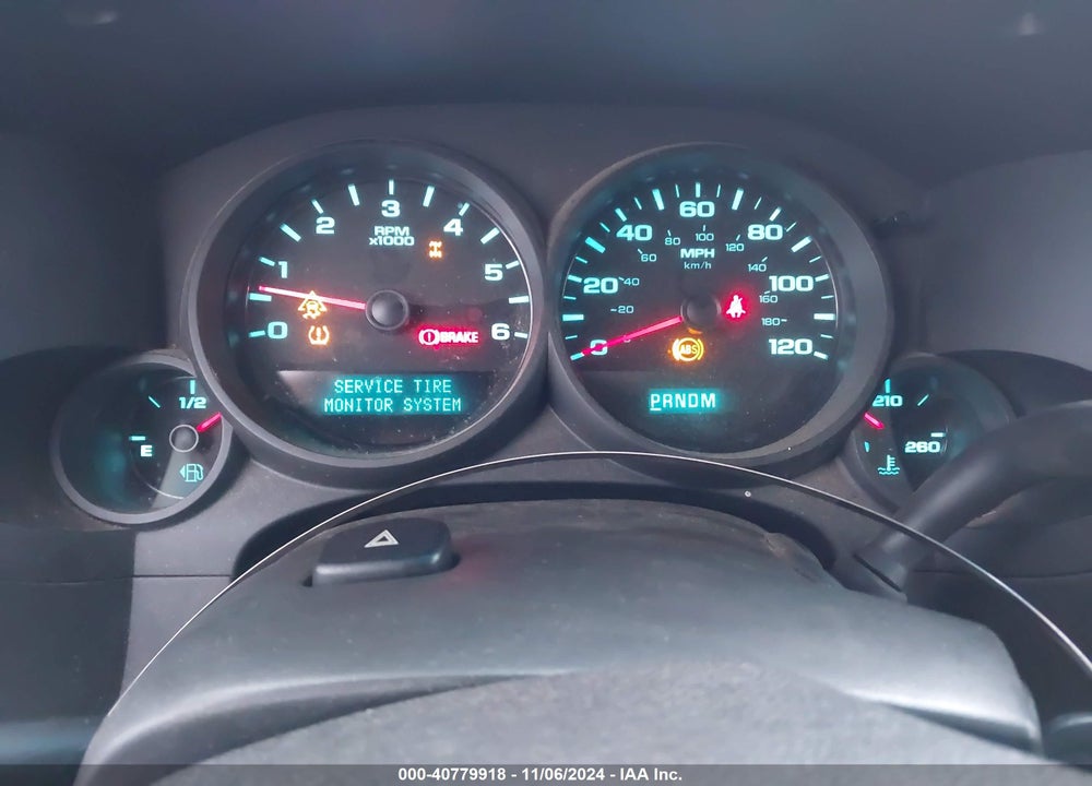 2011 CHEVROLET SILVERADO 1500 WORK TRUCK VIN: 1GCNKPE00BZ200196