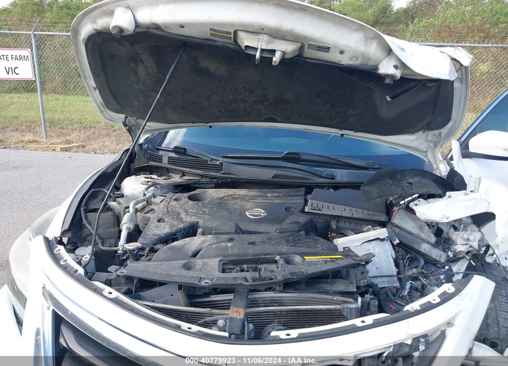 2014 NISSAN ALTIMA 2.5 SV VIN: 1N4AL3AP1EN228436