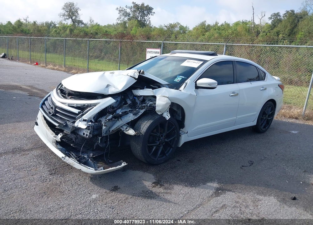 2014 NISSAN ALTIMA 2.5 SV VIN: 1N4AL3AP1EN228436
