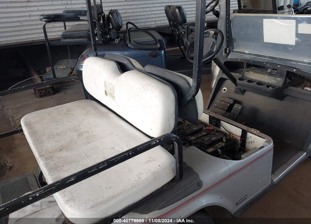 2001 CLUB CAR GOLF CART VIN: 1561466