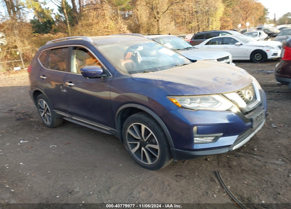2017 NISSAN ROGUE SL VIN: JN8AT2MV1HW024303