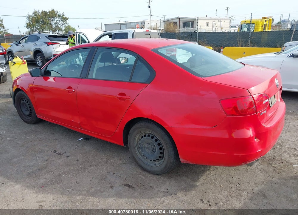 2013 VOLKSWAGEN JETTA 2.0L S VIN: 3VW2K7AJ2DM397911