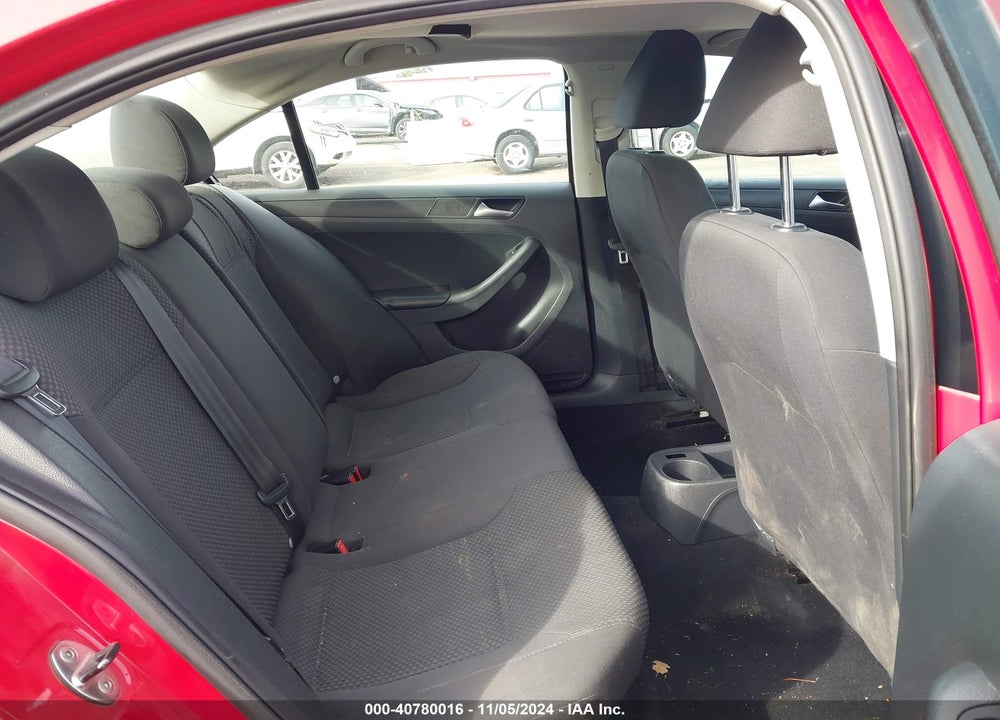 2013 VOLKSWAGEN JETTA 2.0L S VIN: 3VW2K7AJ2DM397911