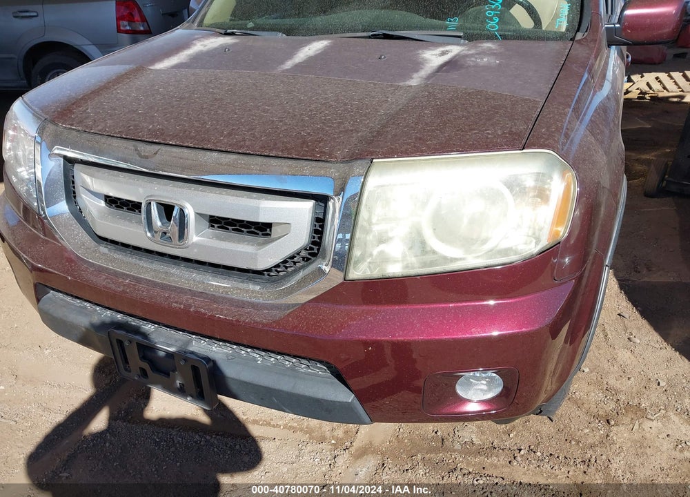 2011 HONDA PILOT EX-L VIN: 5FNYF4H53BB069360