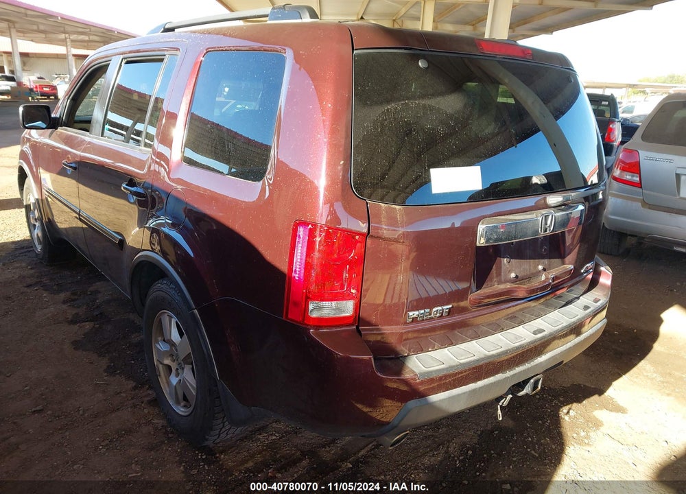 2011 HONDA PILOT EX-L VIN: 5FNYF4H53BB069360