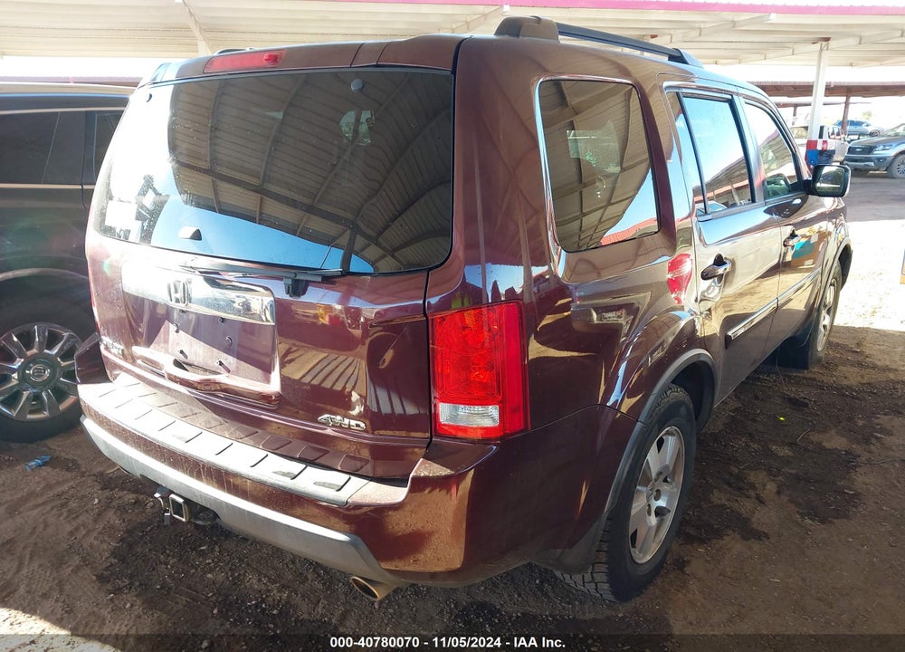 2011 HONDA PILOT EX-L VIN: 5FNYF4H53BB069360