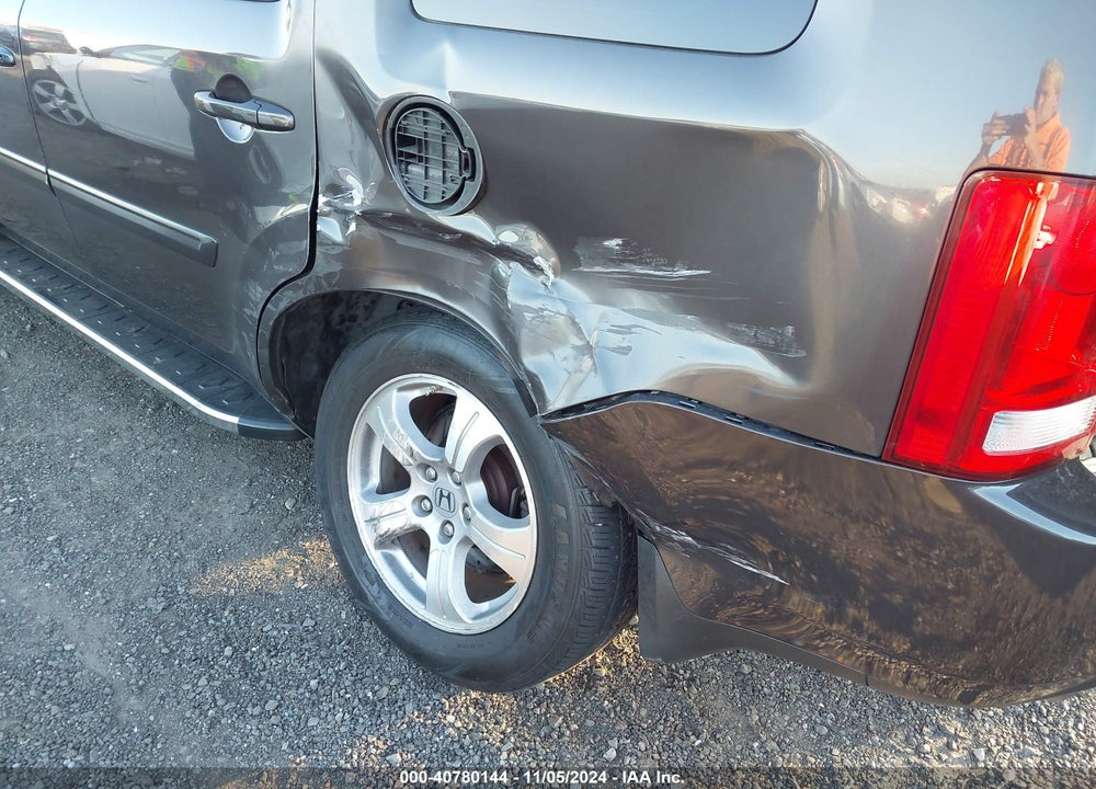 2015 HONDA PILOT EX-L VIN: 5FNYF4H59FB048373