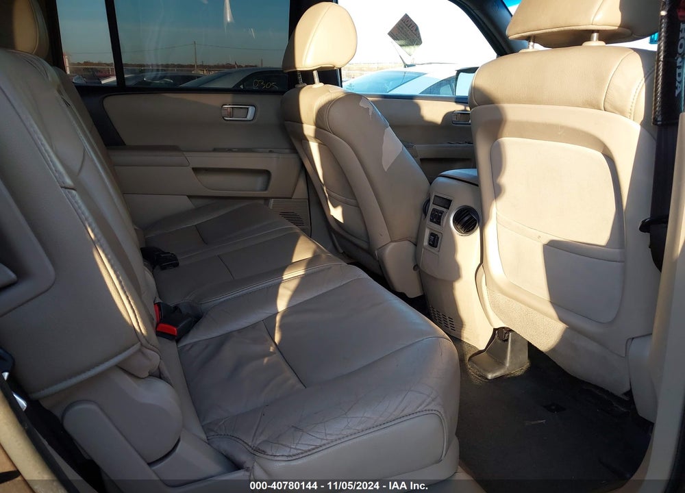 2015 HONDA PILOT EX-L VIN: 5FNYF4H59FB048373