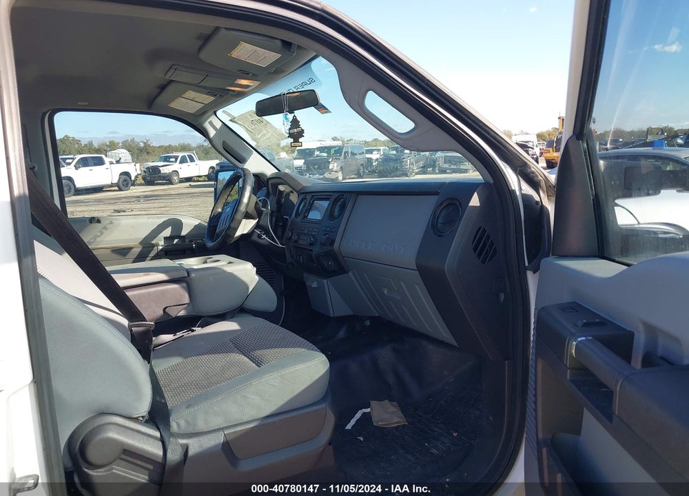 2014 FORD F-250 XL VIN: 1FT7W2B69EEB77151