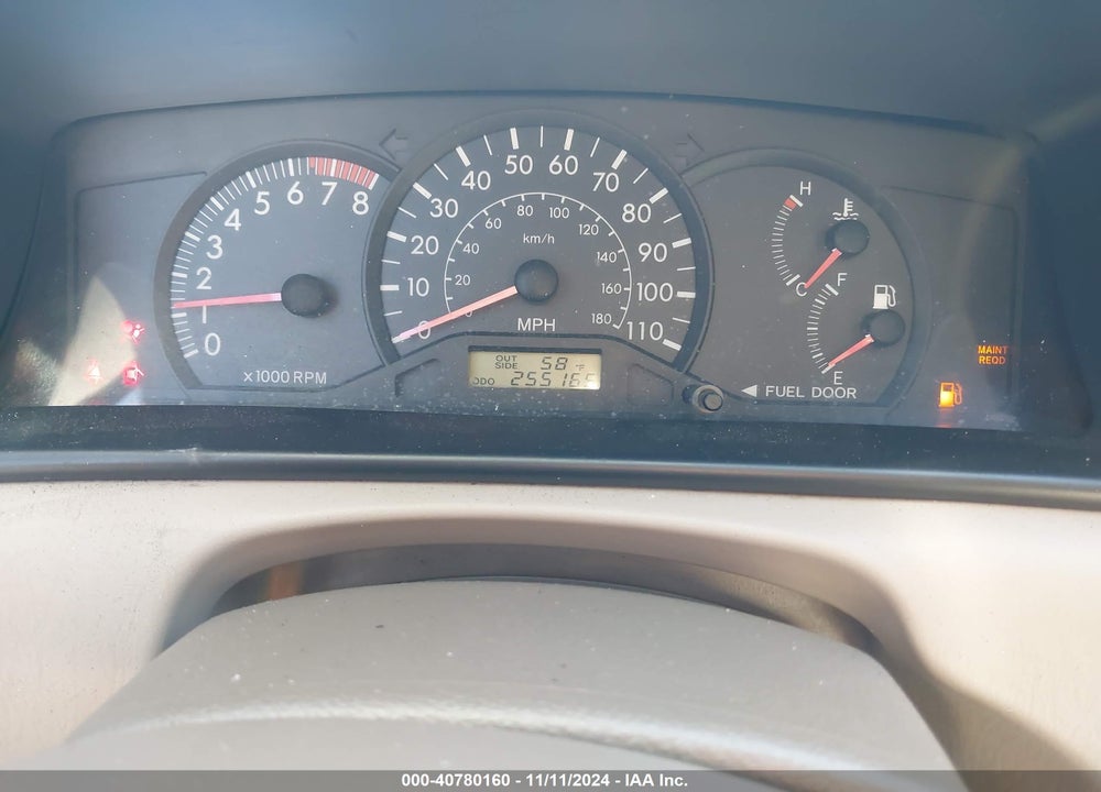 2005 TOYOTA COROLLA CE VIN: 1NXBR32E55Z360451