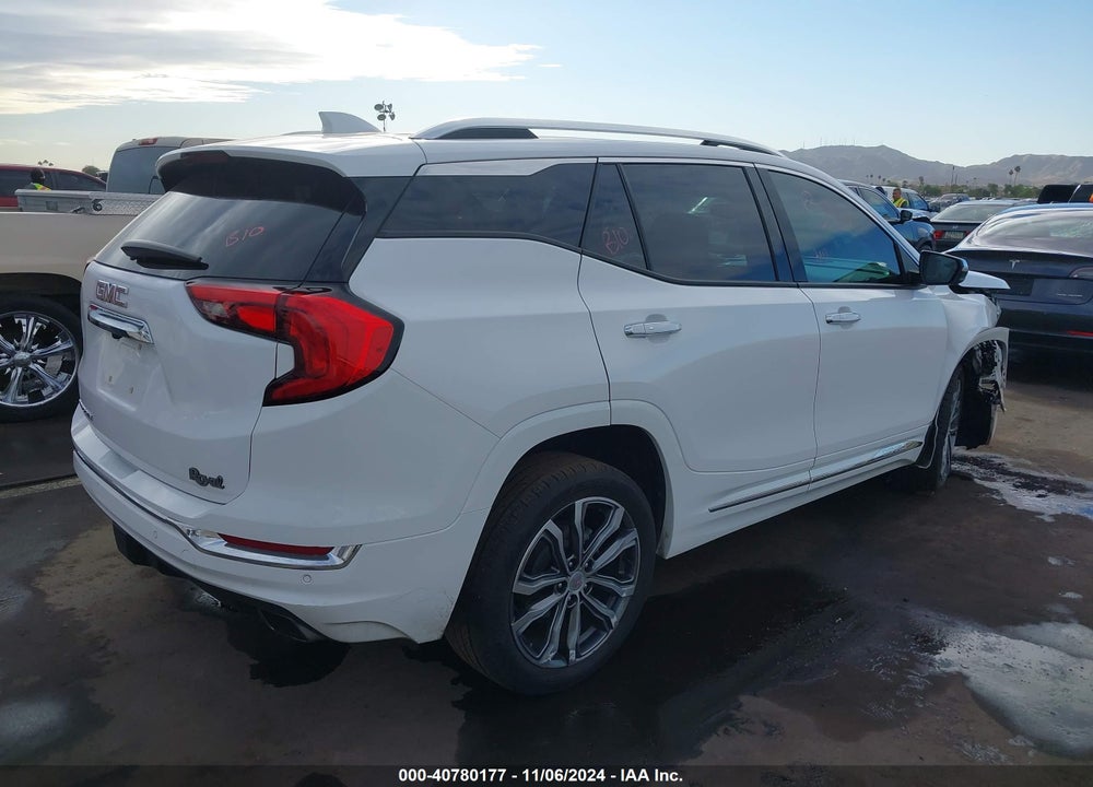 2018 GMC TERRAIN DENALI VIN: 3GKALSEX5JL267723