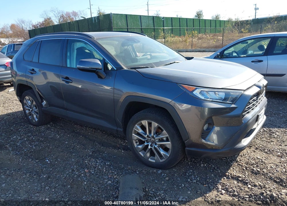 2021 TOYOTA RAV4 XLE PREMIUM VIN: 2T3A1RFV5MC202635