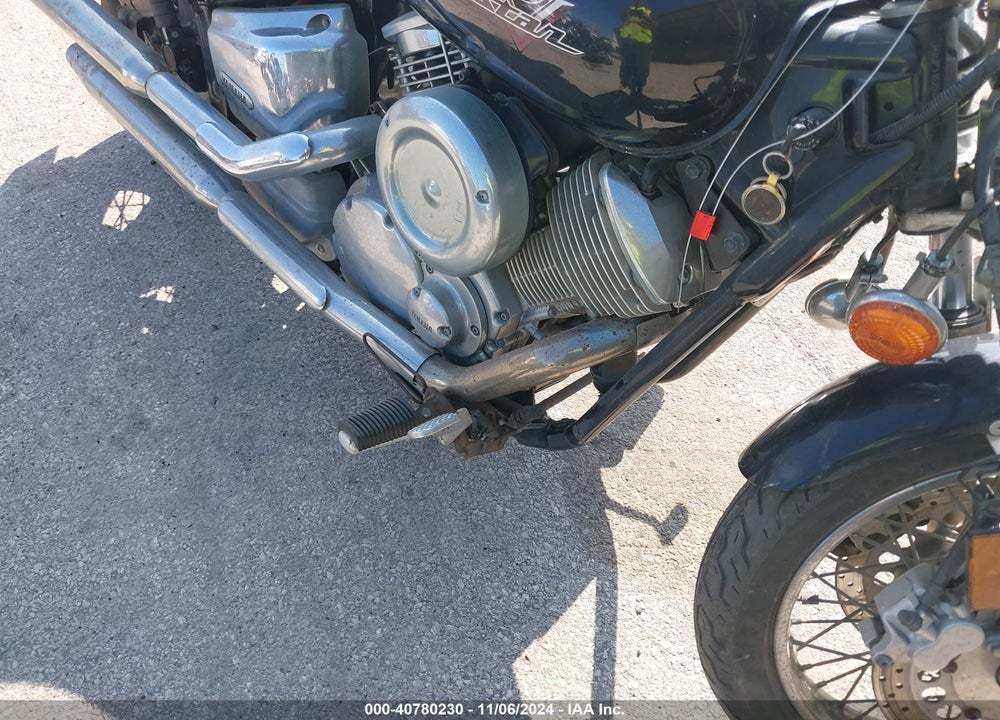 2000 YAMAHA XVS1100 VIN: JYAVP11E2YA003341