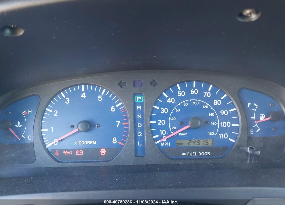 2001 TOYOTA SIENNA XLE VIN: 4T3ZF13C01U388278
