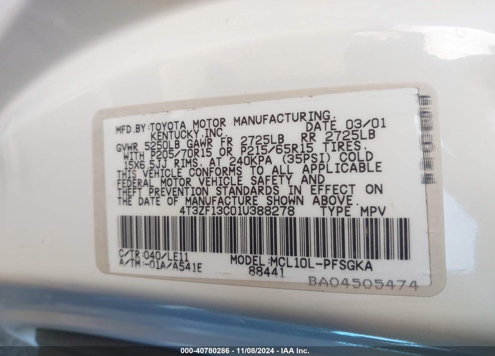 2001 TOYOTA SIENNA XLE VIN: 4T3ZF13C01U388278