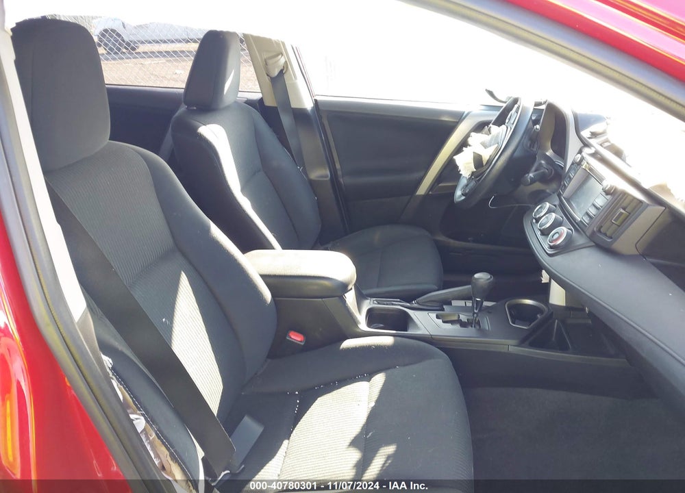 2017 TOYOTA RAV4 LE VIN: 2T3BFREV3HW675994