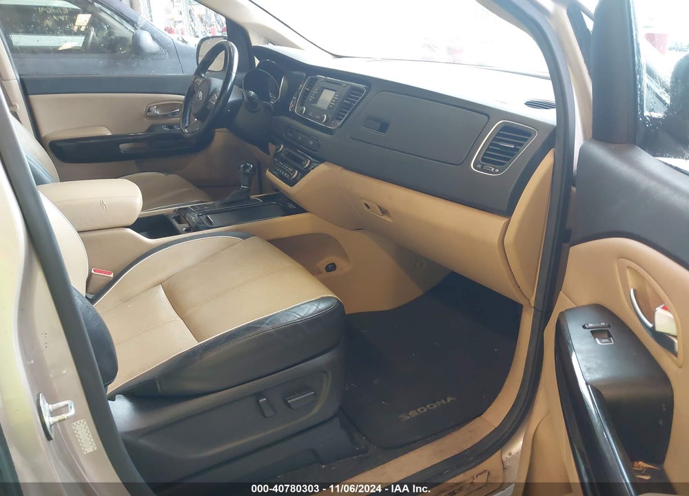 2015 KIA SEDONA EX VIN: KNDMC5C18F6050726
