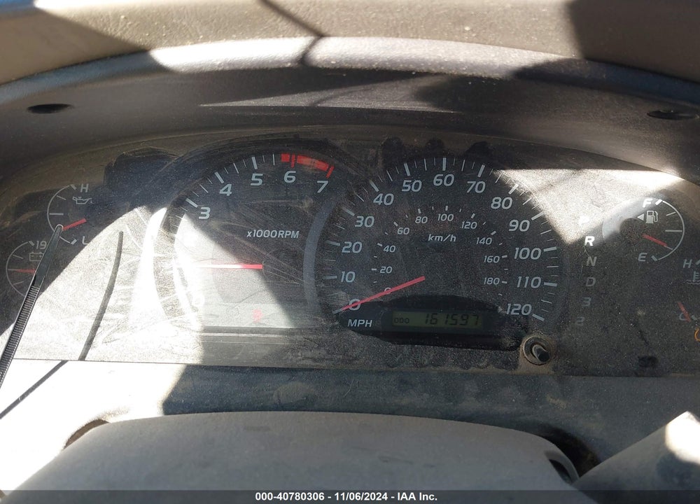 2005 TOYOTA TUNDRA LIMITED V8 VIN: 5TBDT481X5S489730