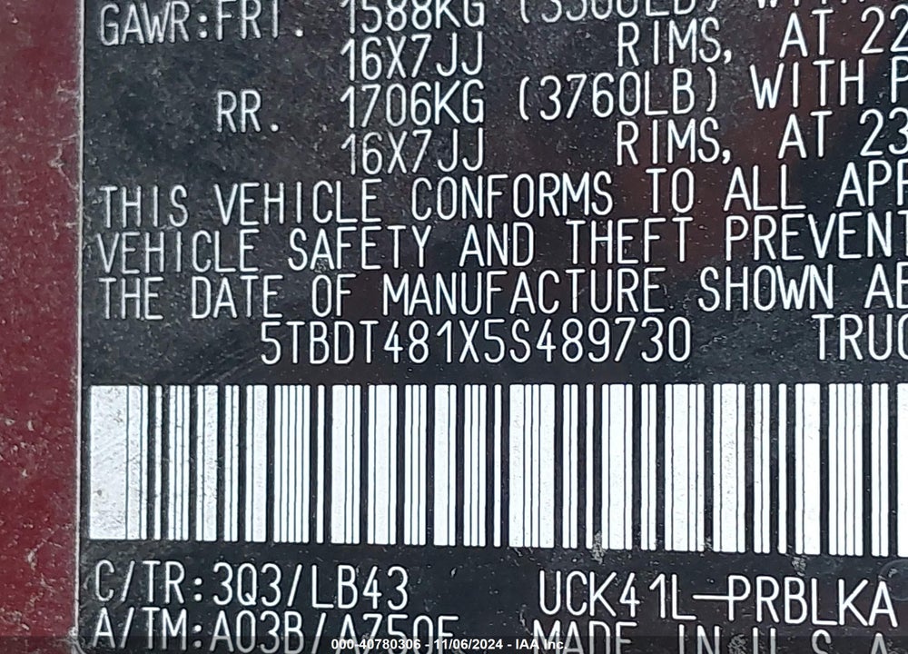 2005 TOYOTA TUNDRA LIMITED V8 VIN: 5TBDT481X5S489730