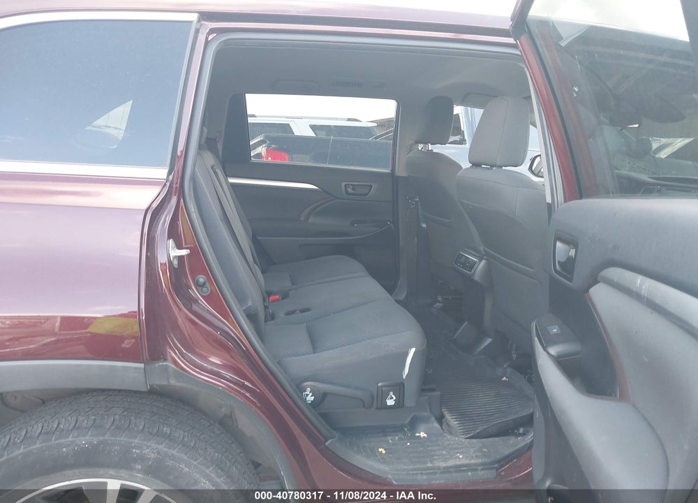 2019 TOYOTA HIGHLANDER LE VIN: 5TDZARFH4KS056853