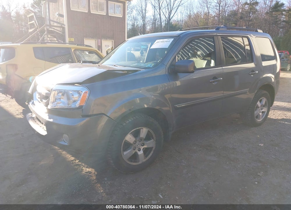 2011 HONDA PILOT EX VIN: 5FNYF4H46BB028826