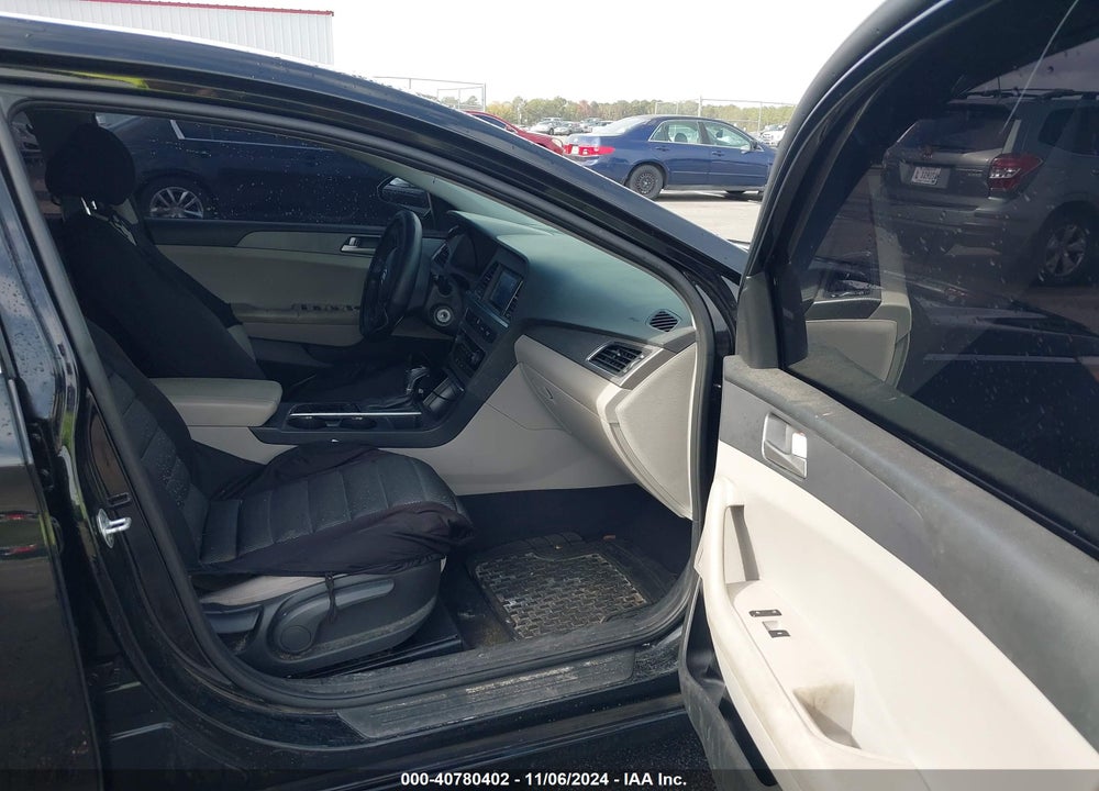 2017 HYUNDAI SONATA VIN: 5NPE24AF6HH510930