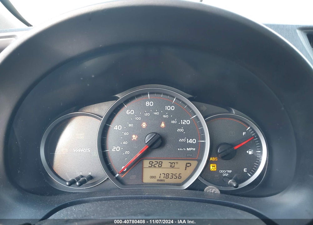 2013 TOYOTA YARIS LE VIN: JTDKTUD35DD544391