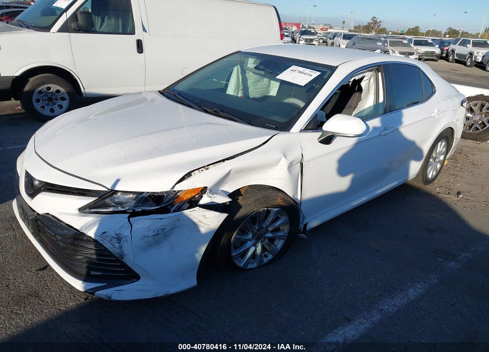2020 TOYOTA CAMRY LE VIN: 4T1L11AK0LU951517