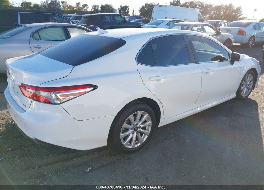 2020 TOYOTA CAMRY LE VIN: 4T1L11AK0LU951517