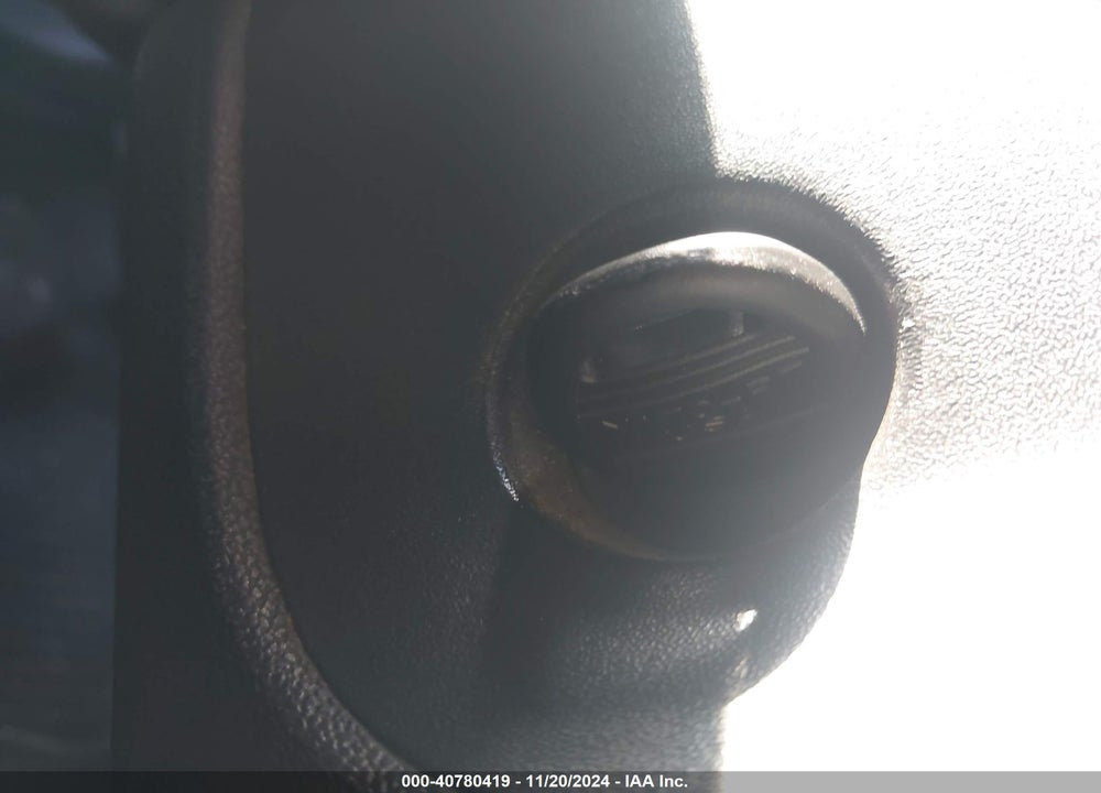 2014 DODGE CHALLENGER SXT VIN: 2C3CDYAGXEH213069