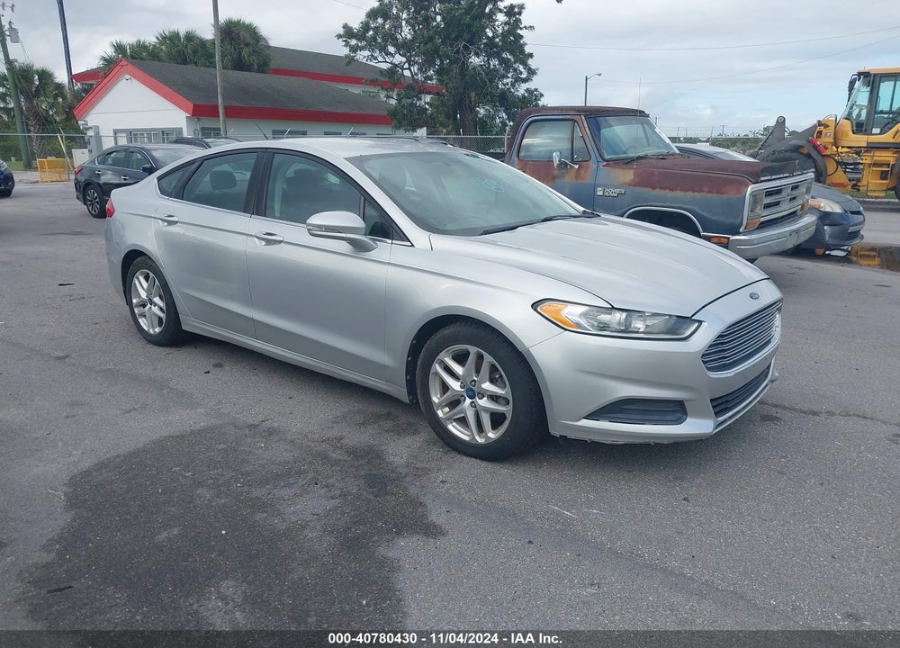 2013 FORD FUSION SE VIN: 3FA6P0H7XDR171518