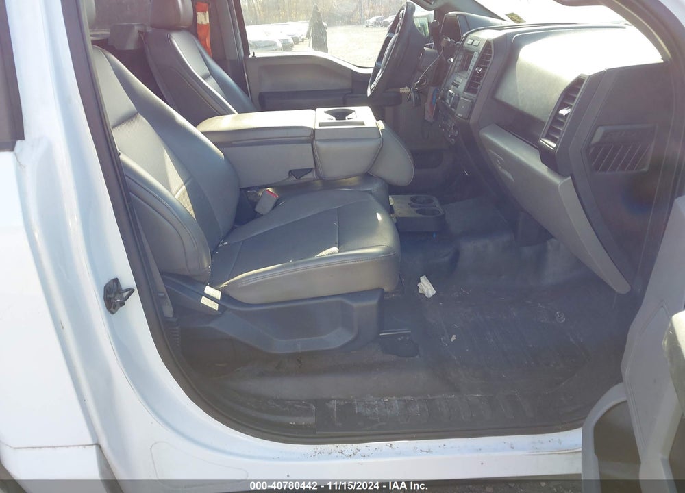 2017 FORD F-150 XL VIN: 1FTMF1C82HKD90610