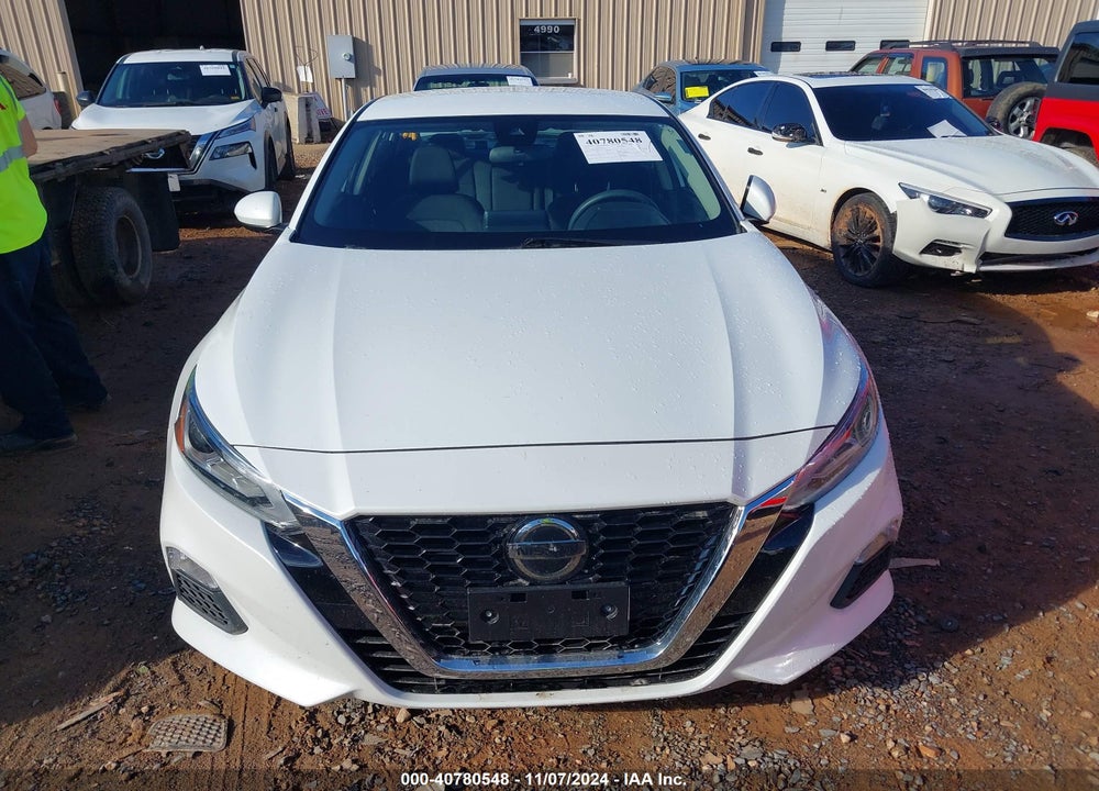 2022 NISSAN ALTIMA SV FWD VIN: 1N4BL4DV0NN300425