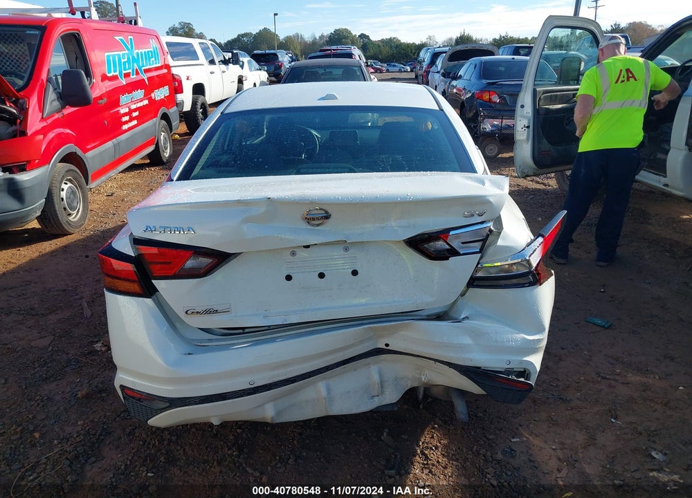 2022 NISSAN ALTIMA SV FWD VIN: 1N4BL4DV0NN300425