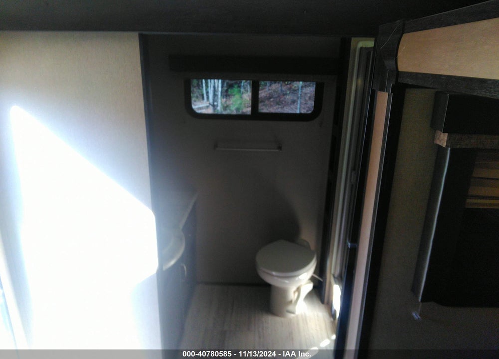 2018 GRAND DESIGN IMAGINE TRAVEL TRAILER VIN: 573TE2722J5500742