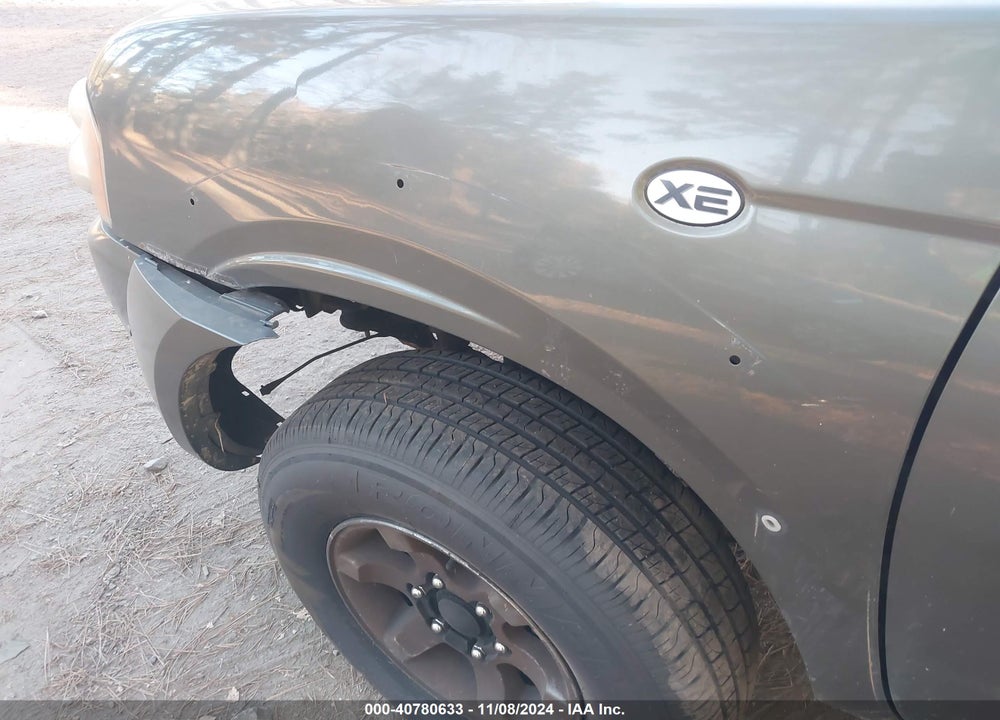 2003 NISSAN FRONTIER XE-V6 VIN: 1N6ED29XX3C469442