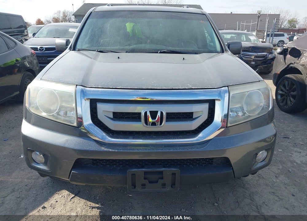2011 HONDA PILOT EX VIN: 5FNYF4H4XBB093999
