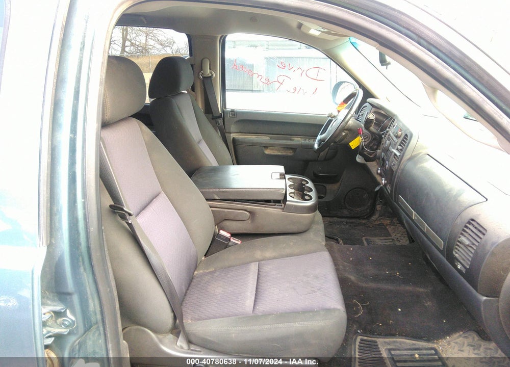 2013 CHEVROLET SILVERADO 1500 LT VIN: 3GCPKSE71DG252447