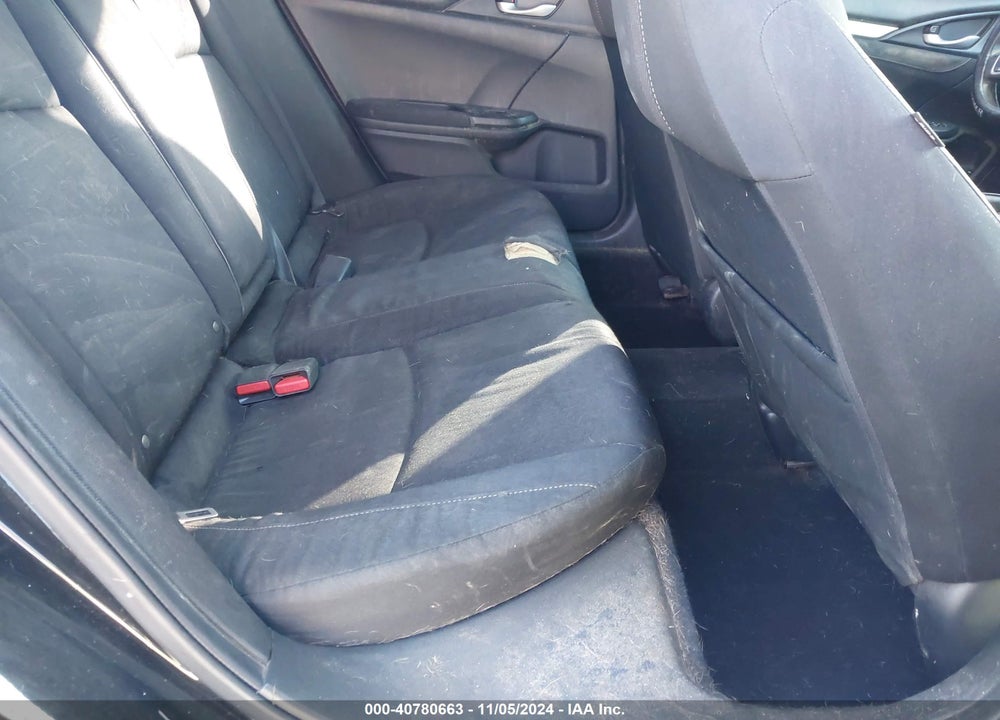2018 HONDA CIVIC EX-T VIN: JHMFC1F33JX009808