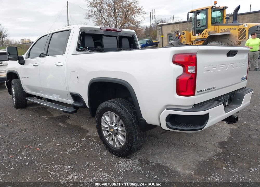 2022 CHEVROLET SILVERADO 2500HD 4WD STANDARD BED HIGH COUNTRY VIN: 1GC4YREY9NF241329