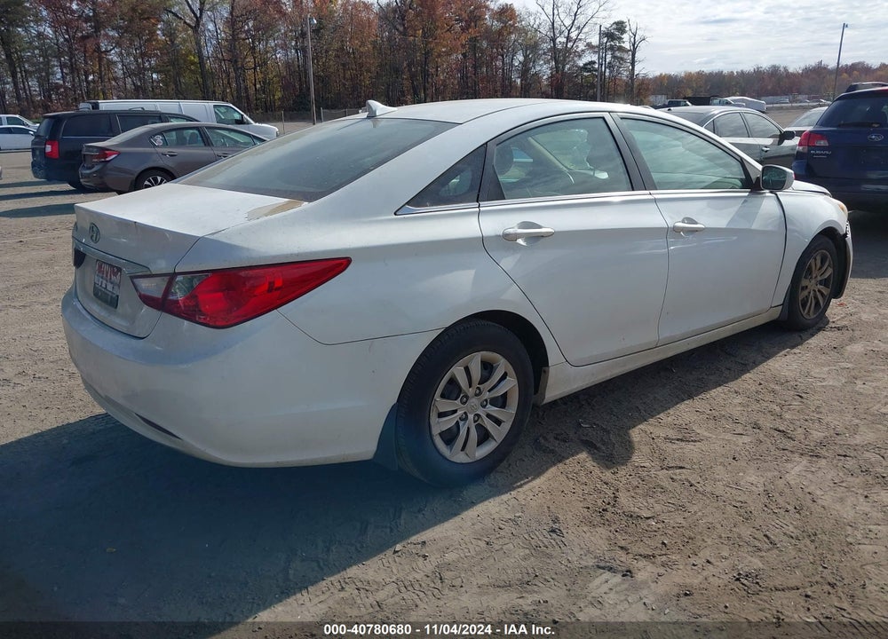 2011 HYUNDAI SONATA GLS VIN: 5NPEB4AC7BH175383