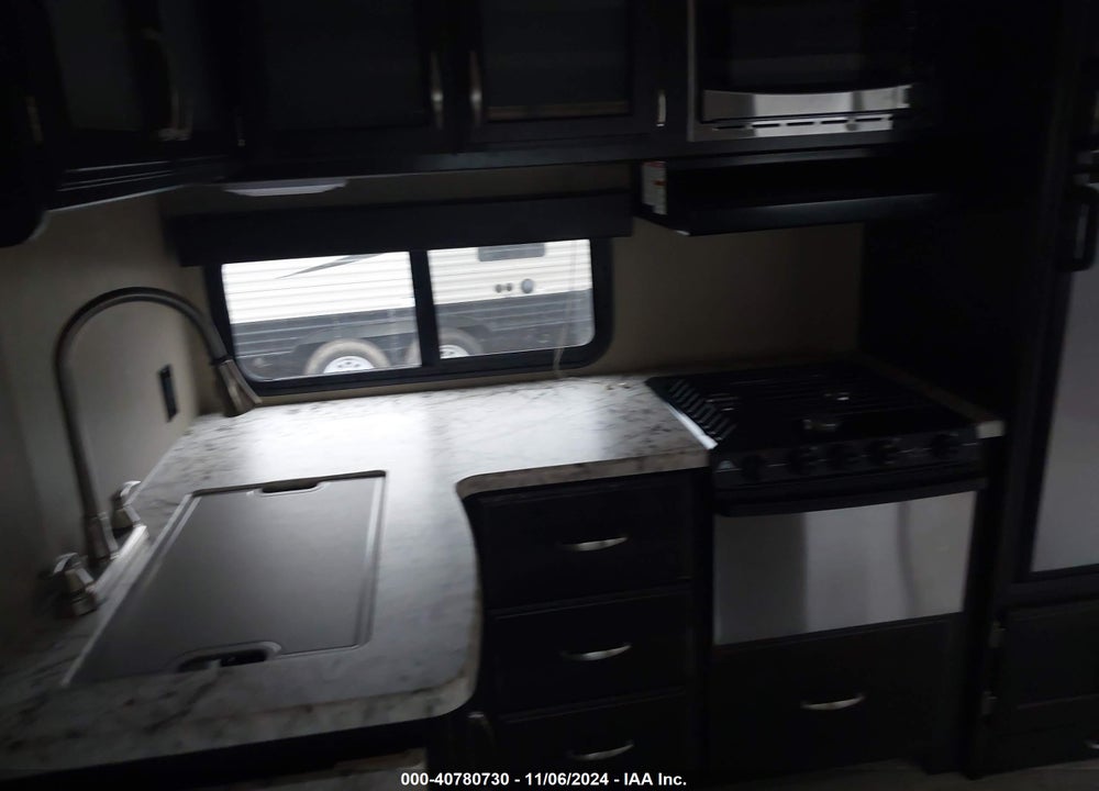 2017 GRAND AIRE TRAVEL TRAILER VIN: 573TE3025H6601004