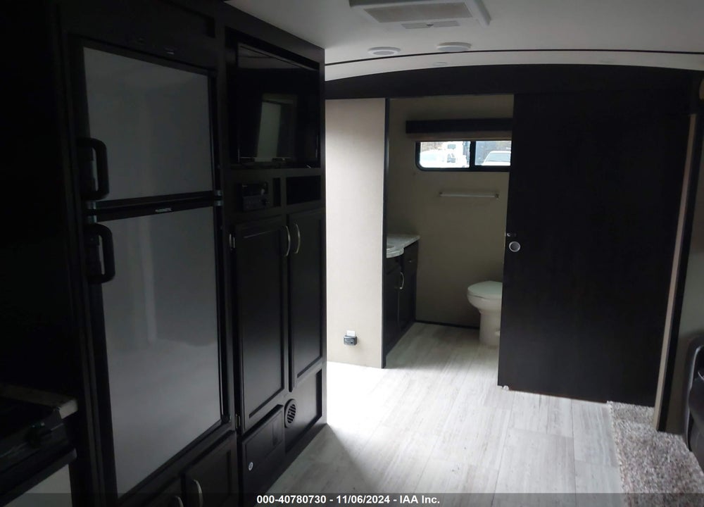 2017 GRAND AIRE TRAVEL TRAILER VIN: 573TE3025H6601004