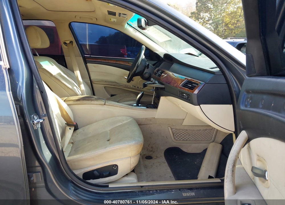 2009 BMW 528I VIN: WBANU535X9C122503