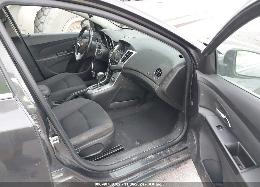 2014 CHEVROLET CRUZE 1LT AUTO VIN: 1G1PC5SB8E7226442