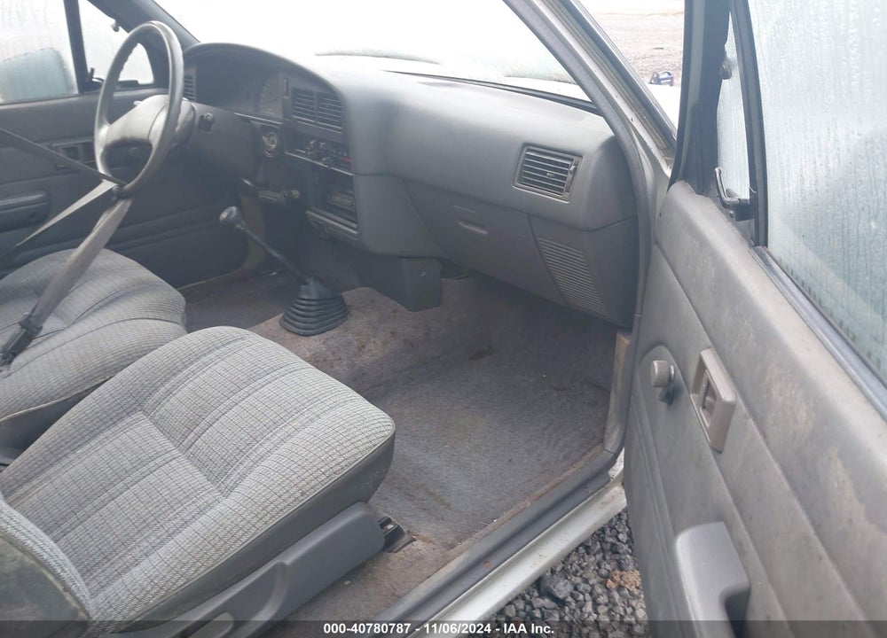 1991 TOYOTA PICKUP 1/2 TON EX LNG WHLBSE DLX VIN: JT4RN93P3M5032049