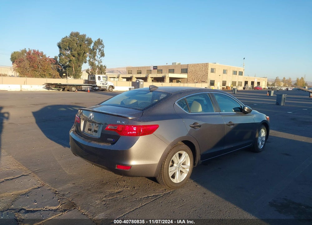 2013 ACURA ILX HYBRID 1.5L VIN: 19VDE3F70DE300491