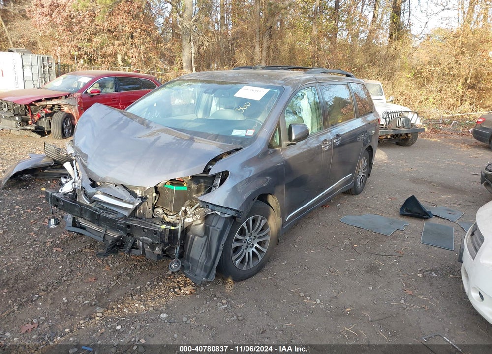 2019 TOYOTA SIENNA XLE 8 PASSENGER VIN: 5TDYZ3DC5KS014927
