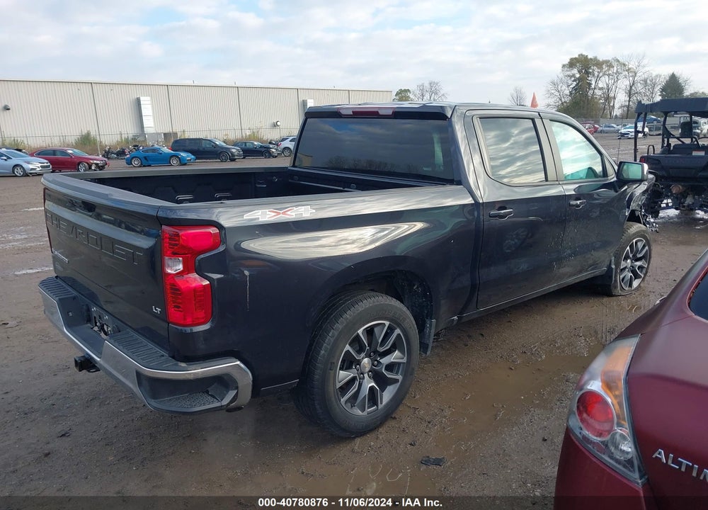 2022 CHEVROLET SILVERADO 1500 4WD SHORT BED LT WITH 2FL VIN: 1GCPDKEK8NZ610854