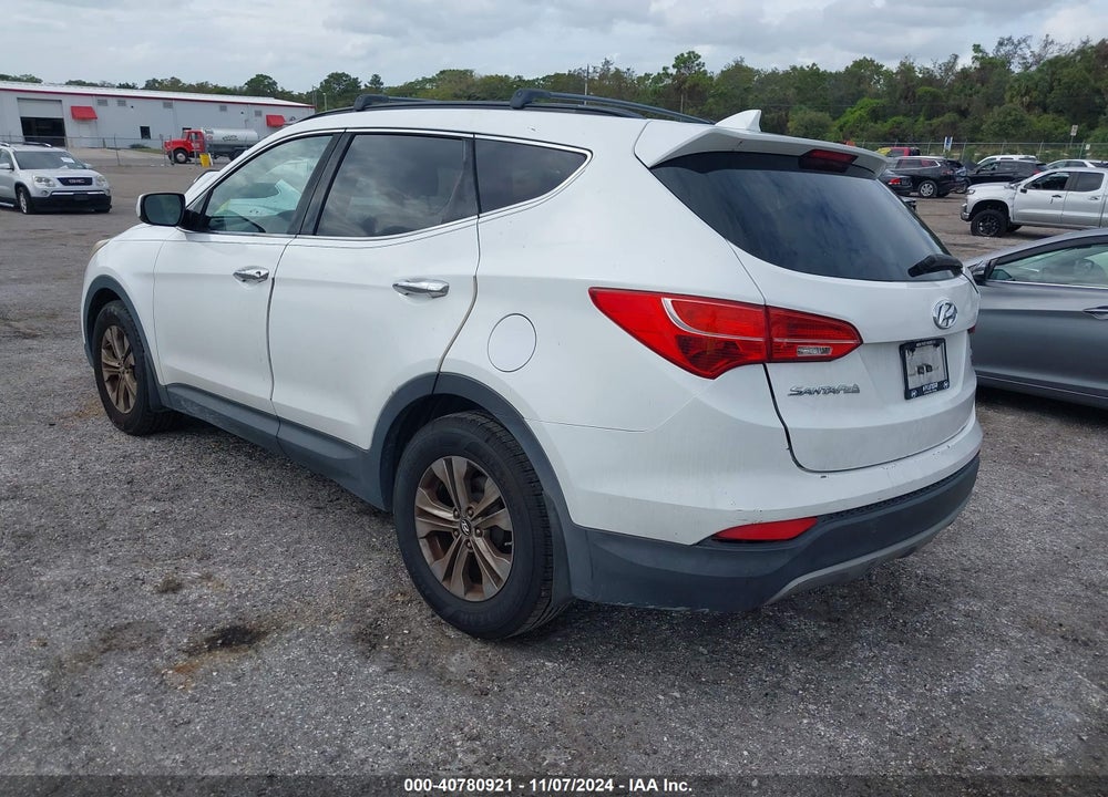 2013 HYUNDAI SANTA FE VIN: 5XYZU3LB7DG109632